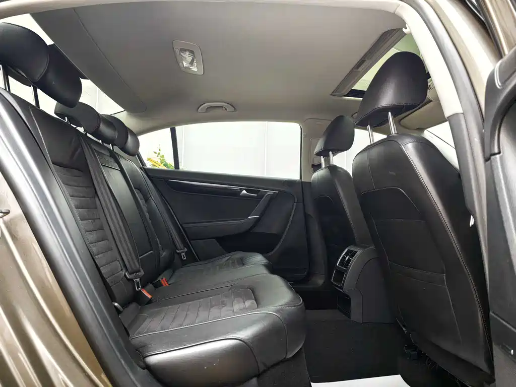 Volkswagen Magotan 2016 1.8TSI Luxury Intelligent Enjoyment Edition 2016 - thumbnail 17