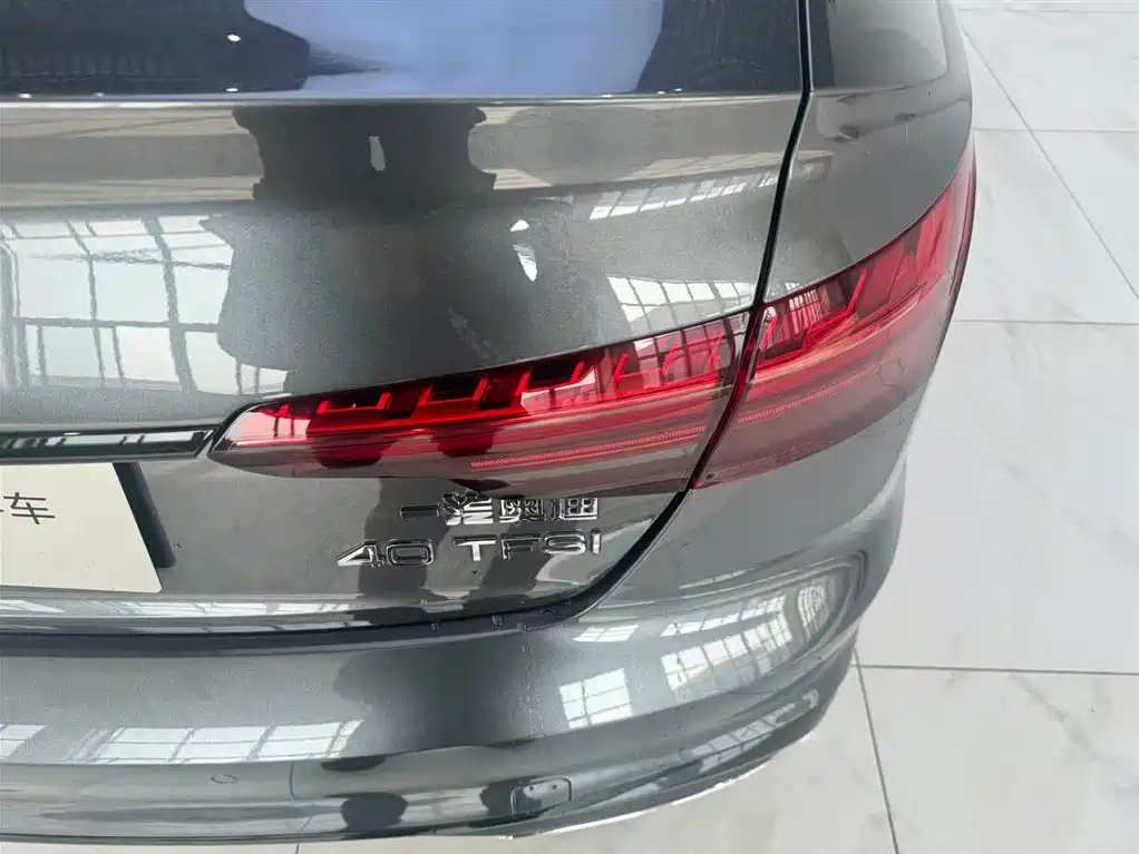 Audi Audi A4L 2022 40 TFSI Premium Dynamic Edition 2022 - thumbnail 18