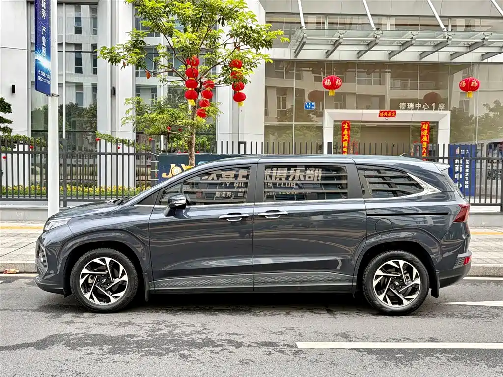 Hyundai Cusco 2021 270TGDi Premium LUX 2023 - thumbnail 3