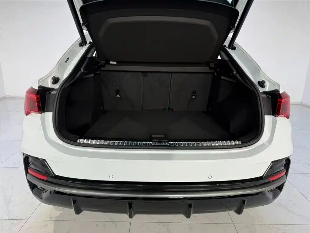 Audi Audi Q3 Sportback 2024 40 TFSI Fashion Edition 2025 - thumbnail 5