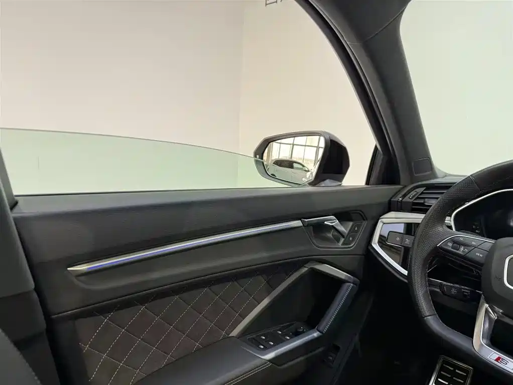 Audi Audi Q3 Sportback 2024 40 TFSI Fashion Edition 2025 - thumbnail 13