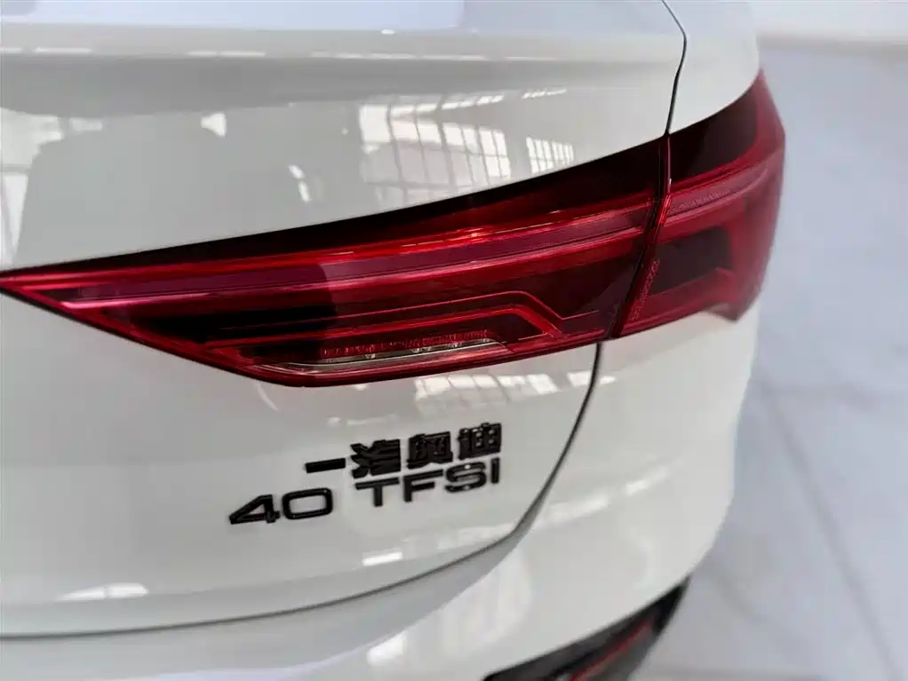 Audi Audi Q3 Sportback 2024 40 TFSI Fashion Edition 2025 - thumbnail 17
