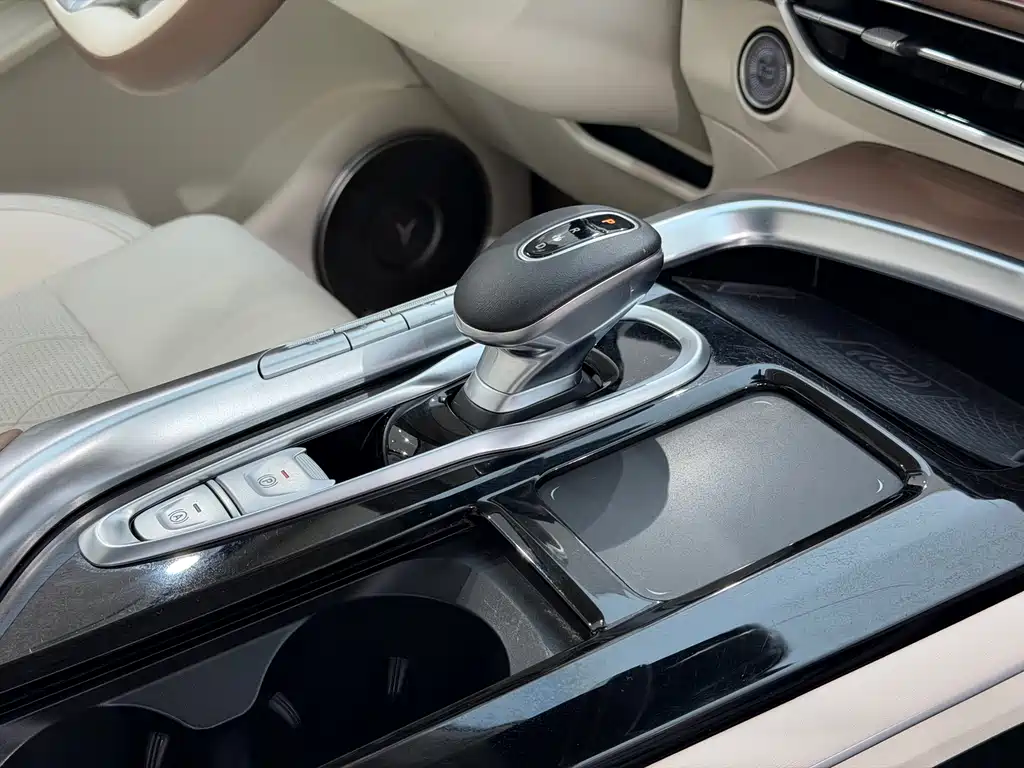 Lantu Auto Lantu FREE 2021 Standard Range-Extended AWD Exclusive Luxury Package 2021 - thumbnail 11