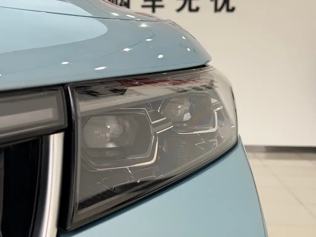 Lantu Auto Lantu FREE 2021 Standard Range-Extended AWD Exclusive Luxury Package 2021 - thumbnail 19