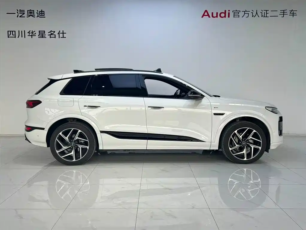 Audi Audi Q6L e-tron 2026 Launch Edition 2025 - thumbnail 3