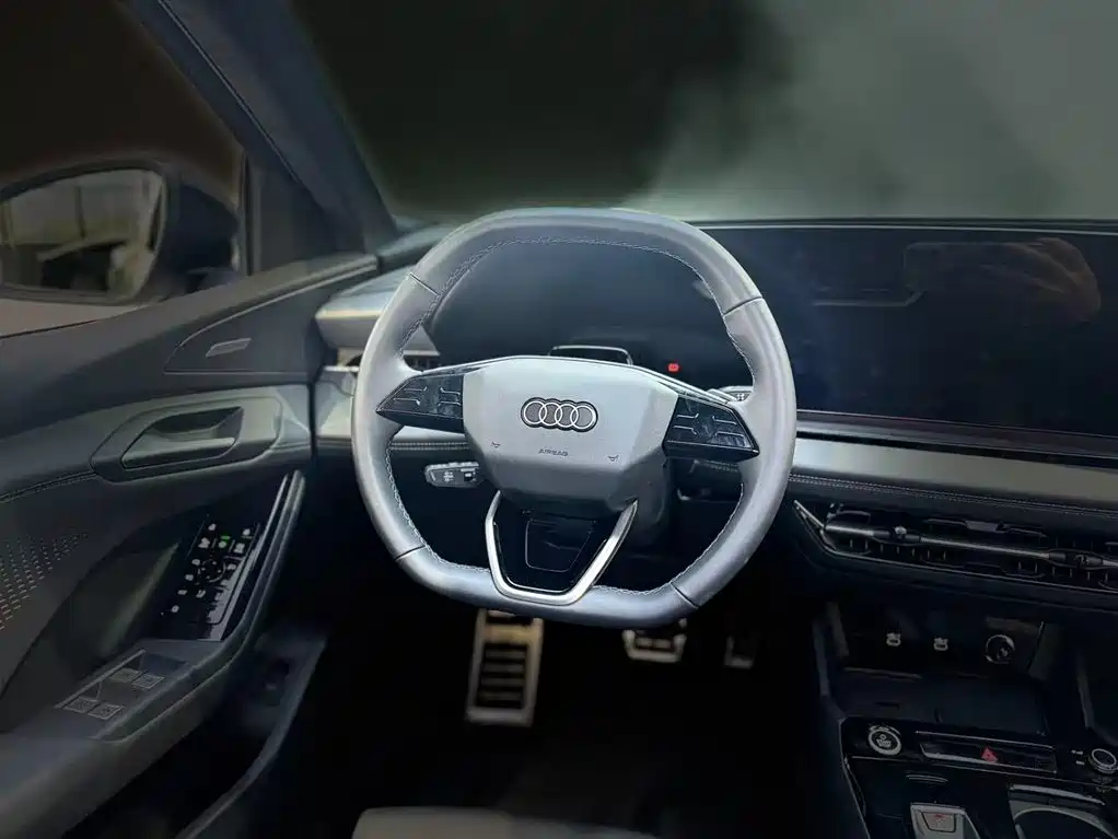 Audi Audi Q6L e-tron 2026 Launch Edition 2025 - thumbnail 17