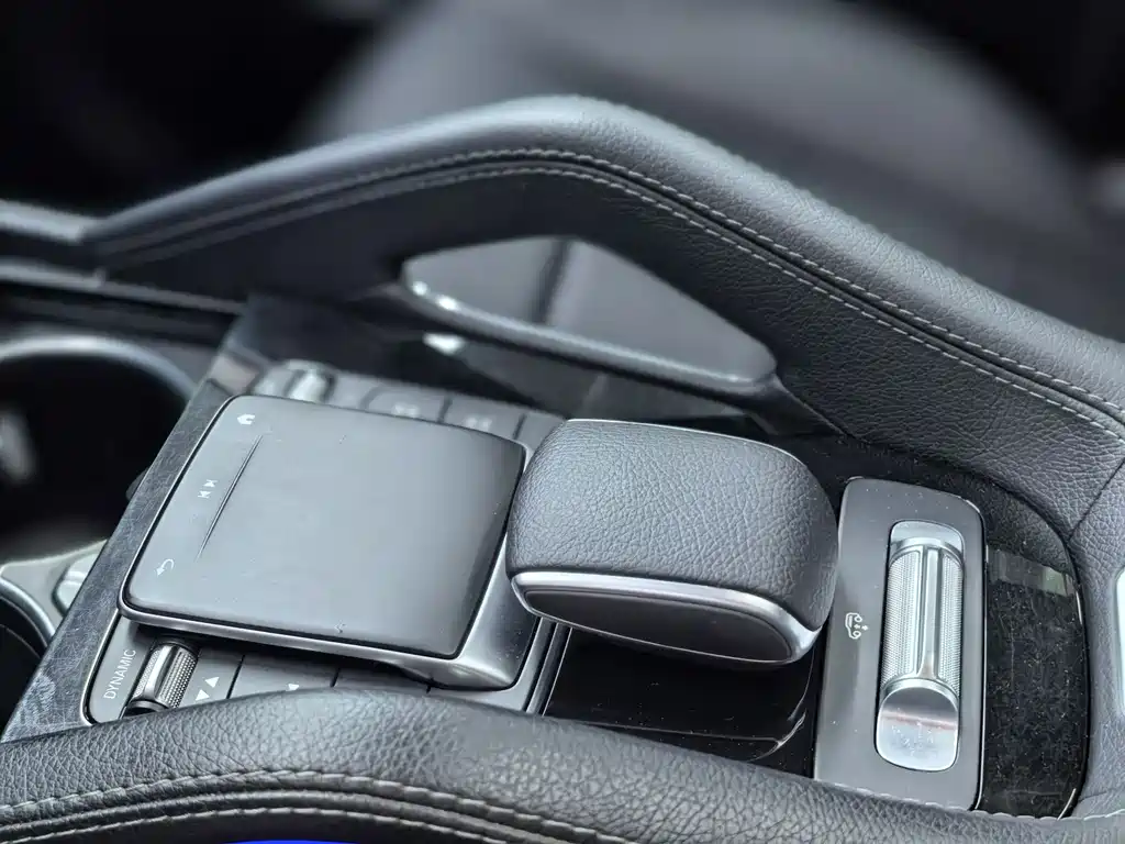 Mercedes-Benz Mercedes-Benz GLE Coupe 2020 GLE 350 4MATIC Coupé SUV Fashion Edition 2021 - thumbnail 16