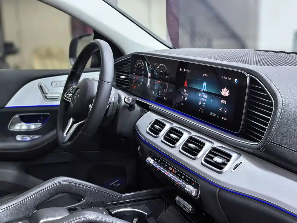 Mercedes-Benz Mercedes-Benz GLE Coupe 2020 GLE 350 4MATIC Coupé SUV Fashion Edition 2021 - thumbnail 20