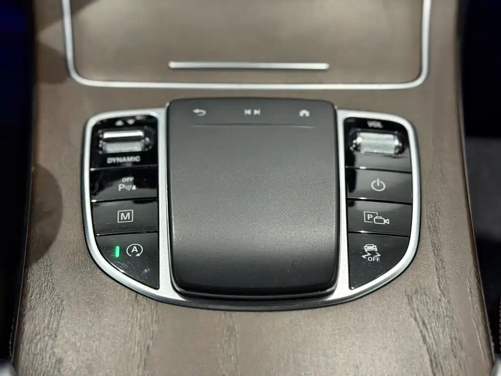 Mercedes-Benz Mercedes-Benz GLC 2020 Facelift GLC 300 L 4MATIC Sport Edition 2020 - thumbnail 7