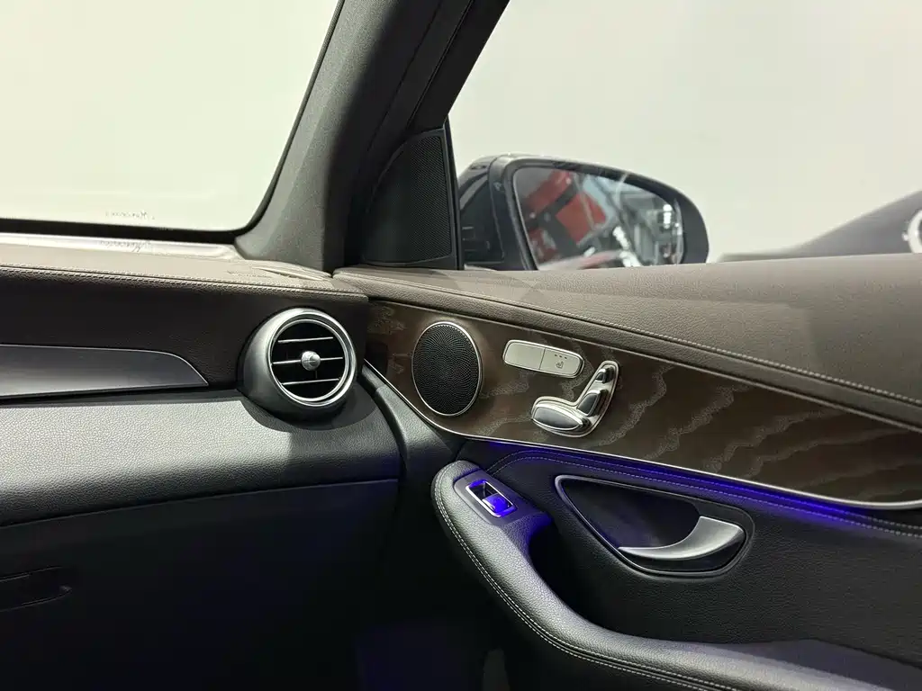 Mercedes-Benz Mercedes-Benz GLC 2020 Facelift GLC 300 L 4MATIC Sport Edition 2020 - thumbnail 10