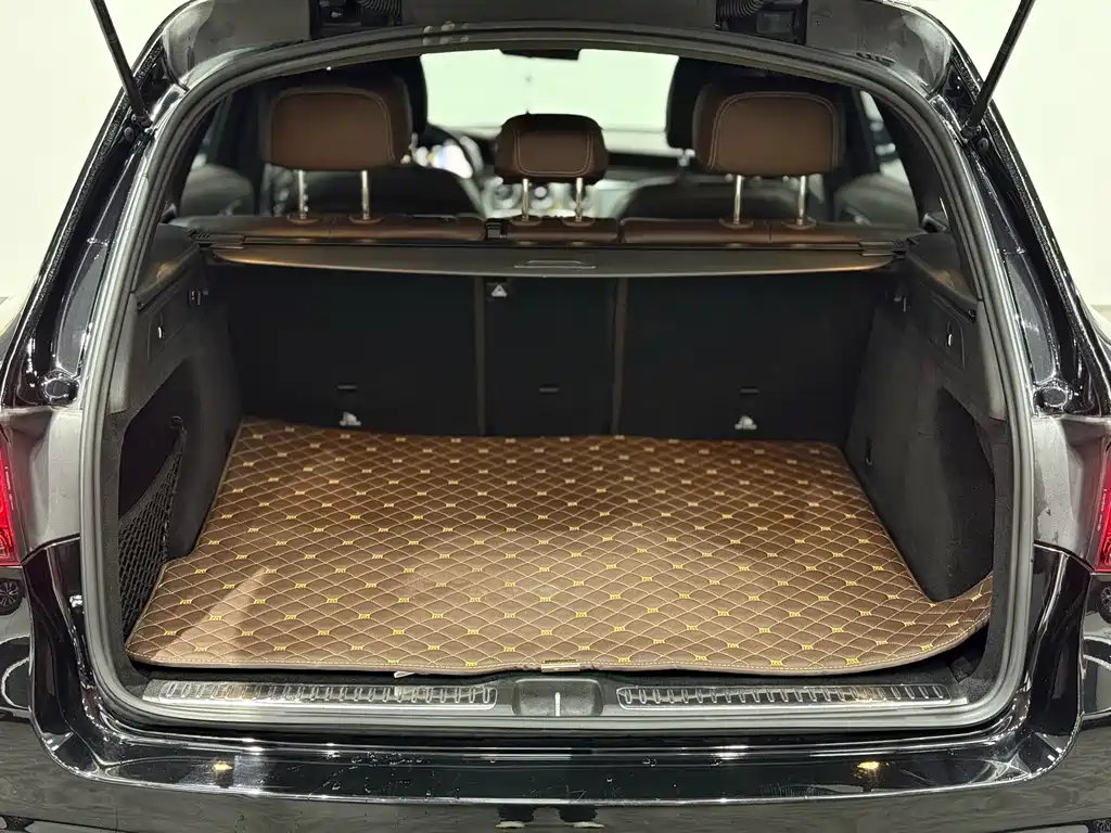 Mercedes-Benz Mercedes-Benz GLC 2020 Facelift GLC 300 L 4MATIC Sport Edition 2020 - thumbnail 14