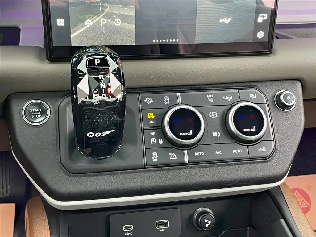 Land Rover Land Rover Defender 2022 110 P400 X-DYNAMIC HSE 2021 - thumbnail 19