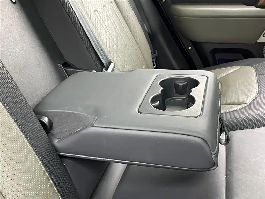Land Rover Land Rover Defender 2022 110 P400 X-DYNAMIC HSE 2021 - thumbnail 28