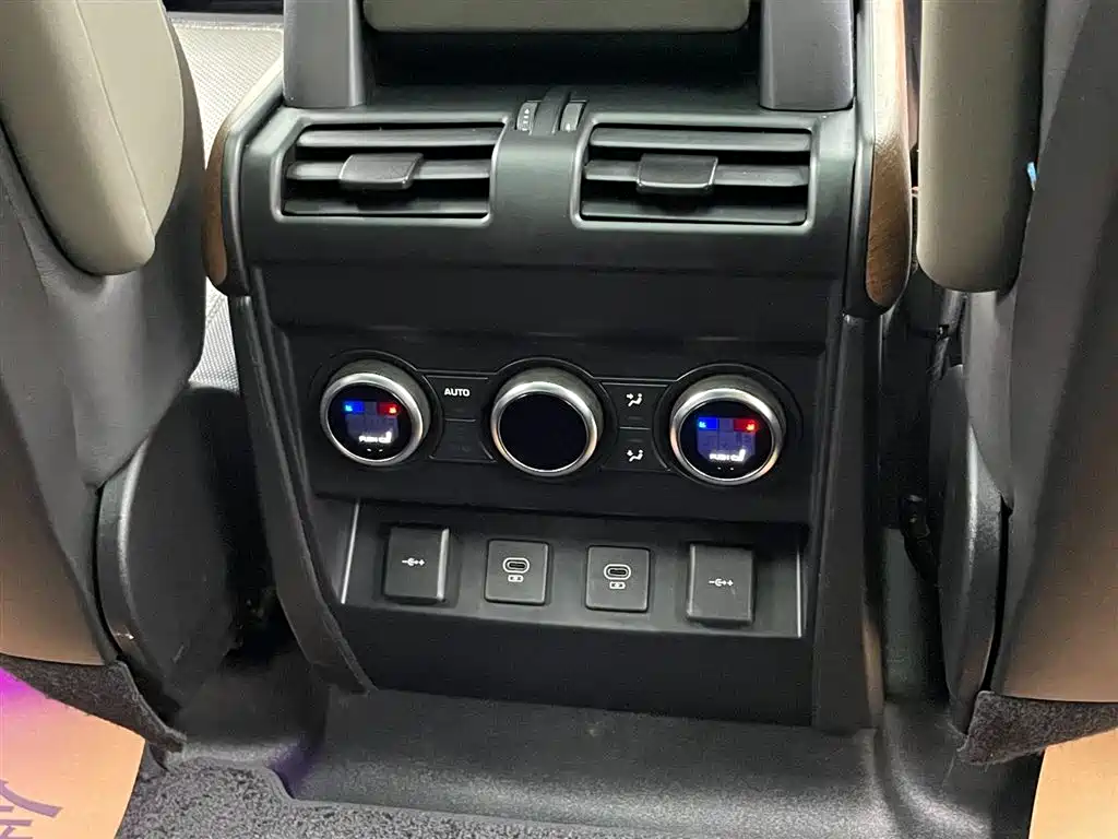 Land Rover Land Rover Defender 2022 110 P400 X-DYNAMIC HSE 2021 - thumbnail 29