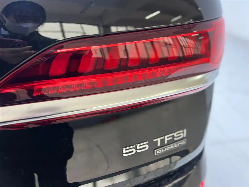 Audi Audi Q7 2023 55 TFSI quattro S Premium 2024 - thumbnail 12