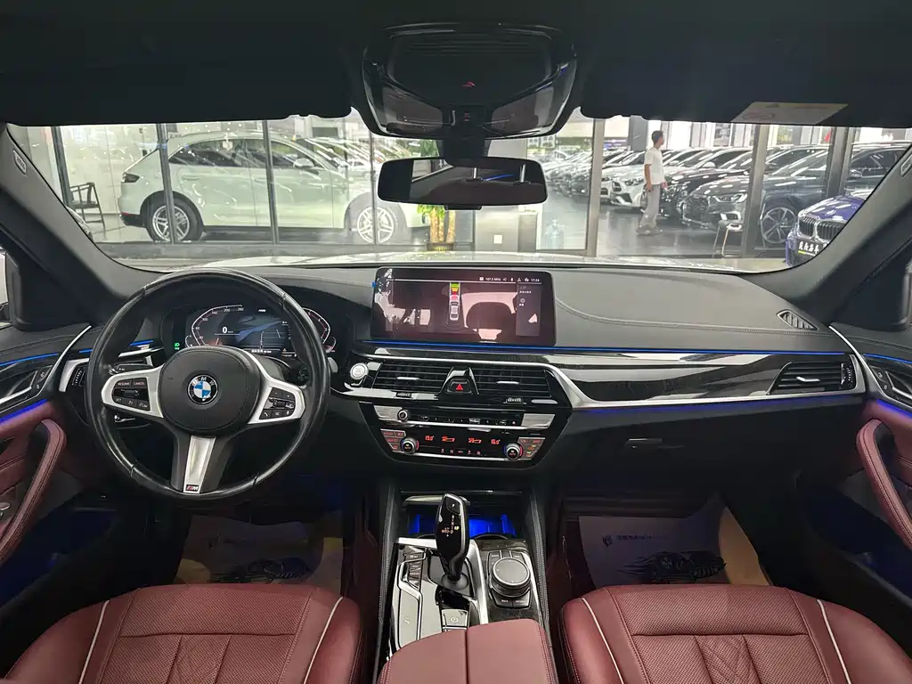 BMW BMW 5 Series 2021 525Li M Sport Package 2021 - thumbnail 6