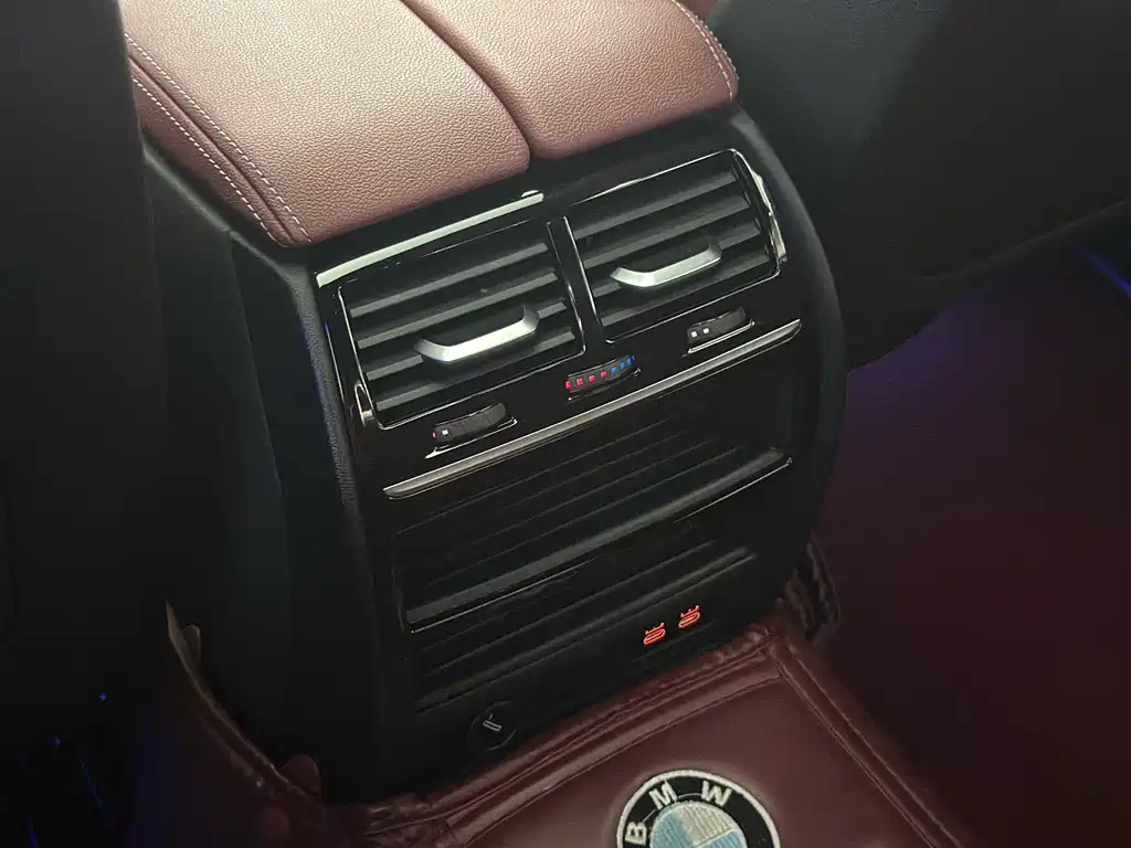 BMW BMW 5 Series 2021 525Li M Sport Package 2021 - thumbnail 10