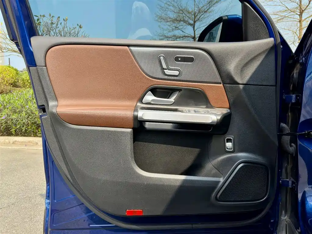 Mercedes-Benz Mercedes-Benz GLB 2023 GLB 220 Style 2023 - thumbnail 19