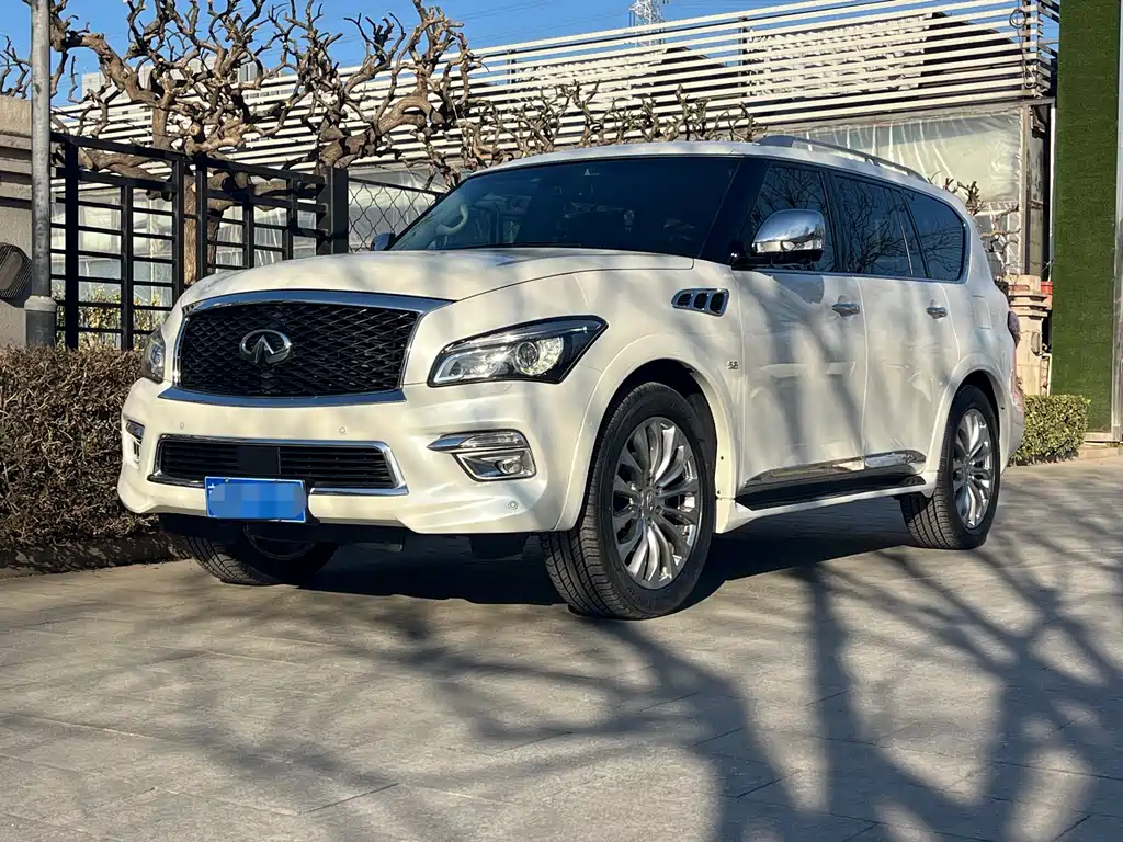 Infiniti Infiniti QX80 2016 5.6L 4WD 2017