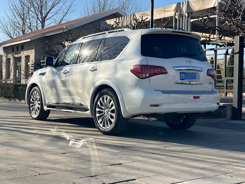 Infiniti Infiniti QX80 2016 5.6L 4WD 2017 - thumbnail 4