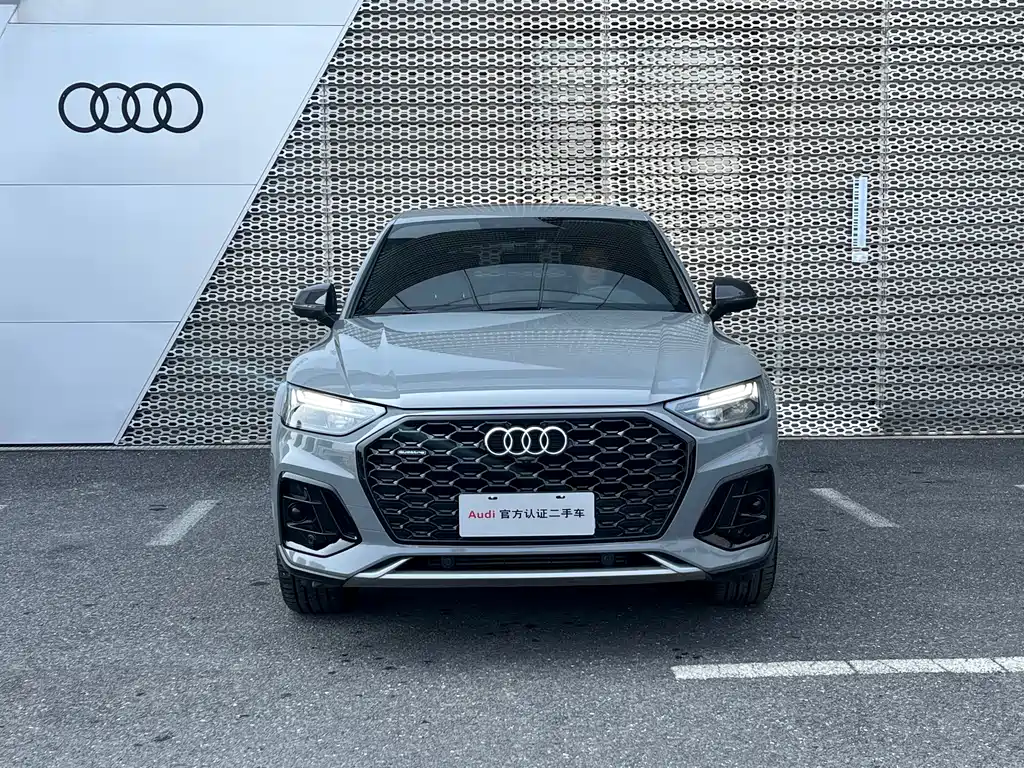Audi Audi Q5L Sportback 2021 40 TFSI Special Edition 2021 - thumbnail 2