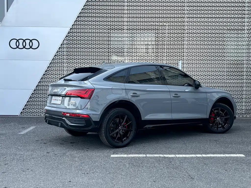 Audi Audi Q5L Sportback 2021 40 TFSI Special Edition 2021 - thumbnail 4