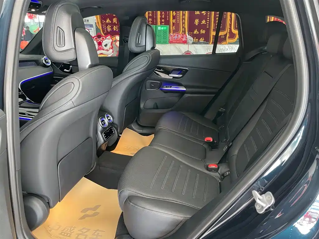 Mercedes-Benz Mercedes-Benz GLC 2023 GLC 260 L 4MATIC Luxury 5-Seat 2023 - thumbnail 14