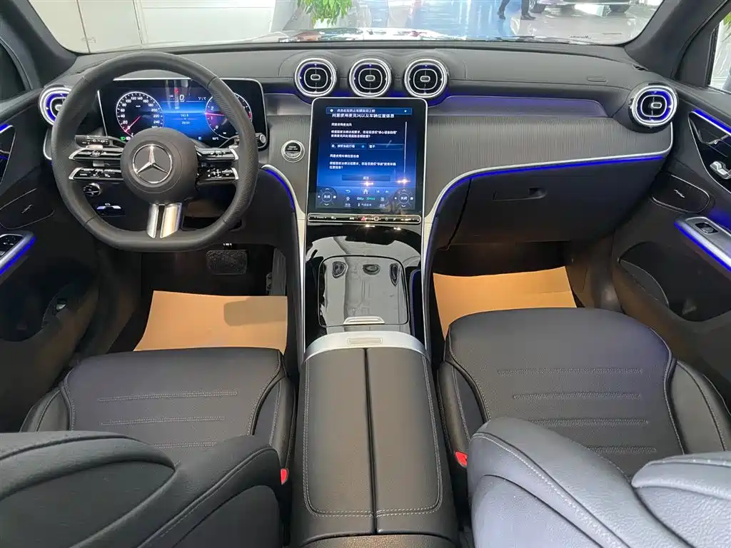 Mercedes-Benz Mercedes-Benz GLC 2023 GLC 260 L 4MATIC Luxury 5-Seat 2023 - thumbnail 16