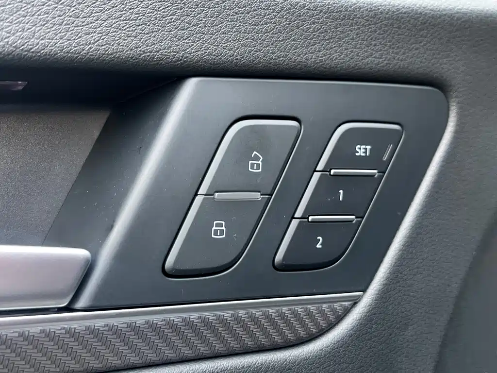Audi Audi Q5L Sportback 2021 40 TFSI Special Edition 2021 - thumbnail 12