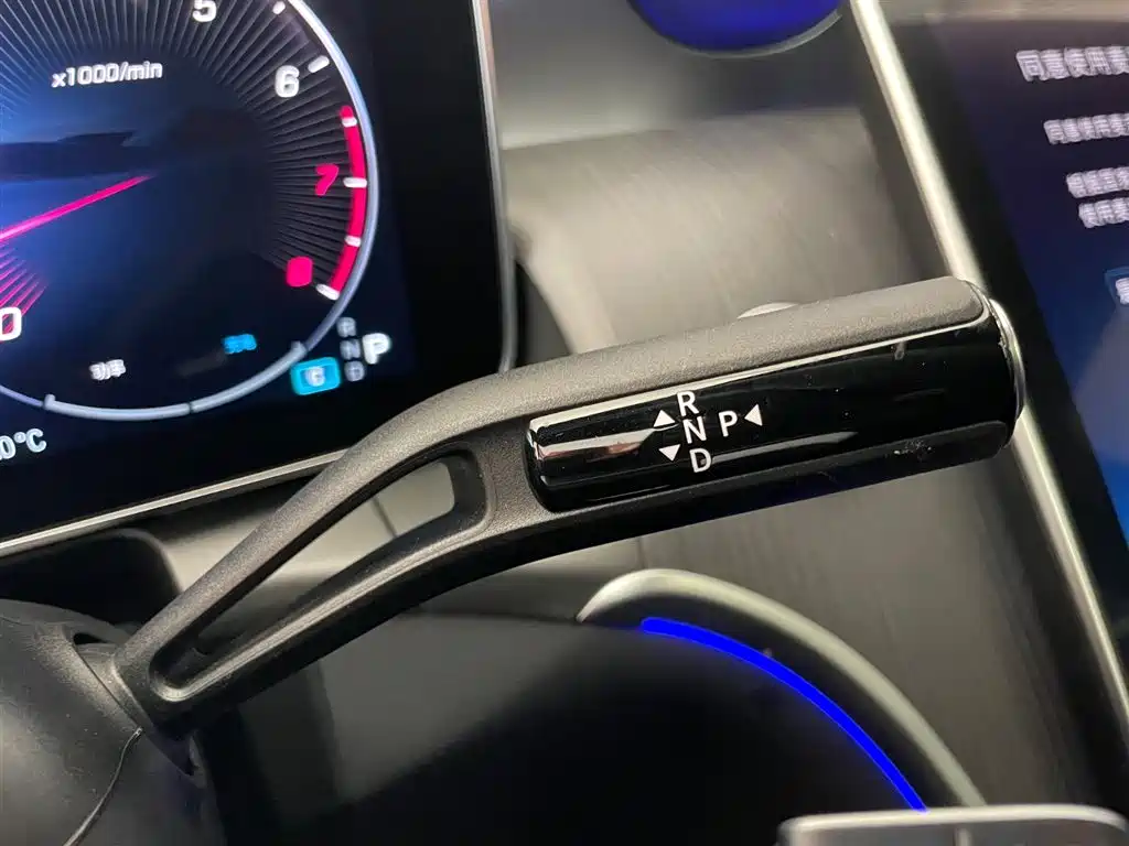 Mercedes-Benz Mercedes-Benz GLC 2023 GLC 260 L 4MATIC Luxury 5-Seat 2023 - thumbnail 20
