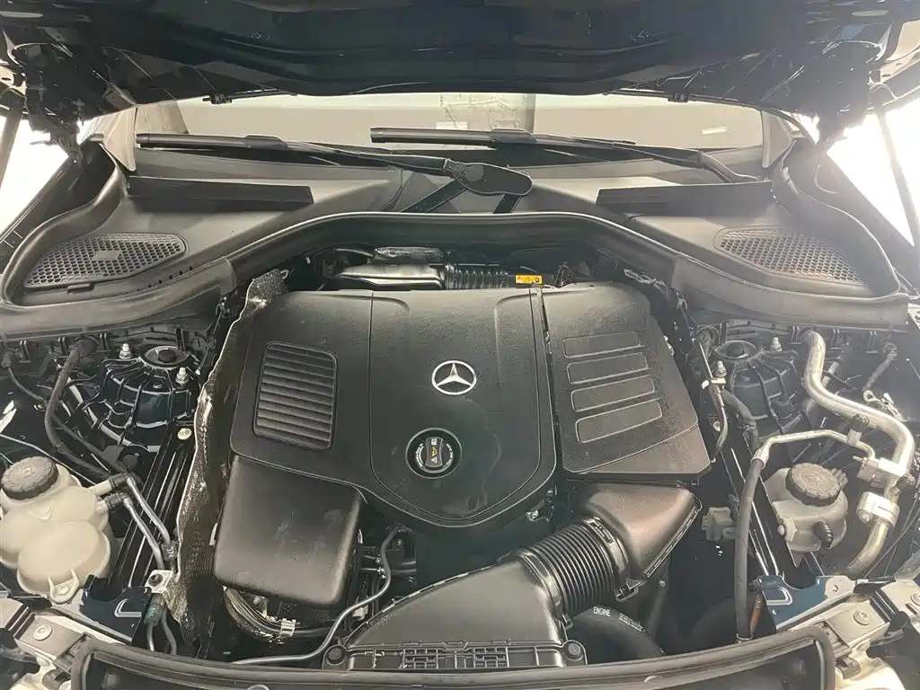 Mercedes-Benz Mercedes-Benz GLC 2023 GLC 260 L 4MATIC Luxury 5-Seat 2023 - thumbnail 24