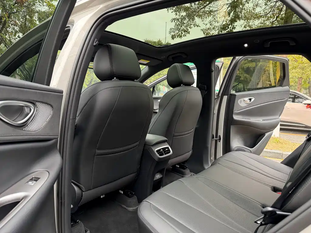 BYD Haisi 06 2025 EV 605 Navigator Pro Edition 2025 - thumbnail 6