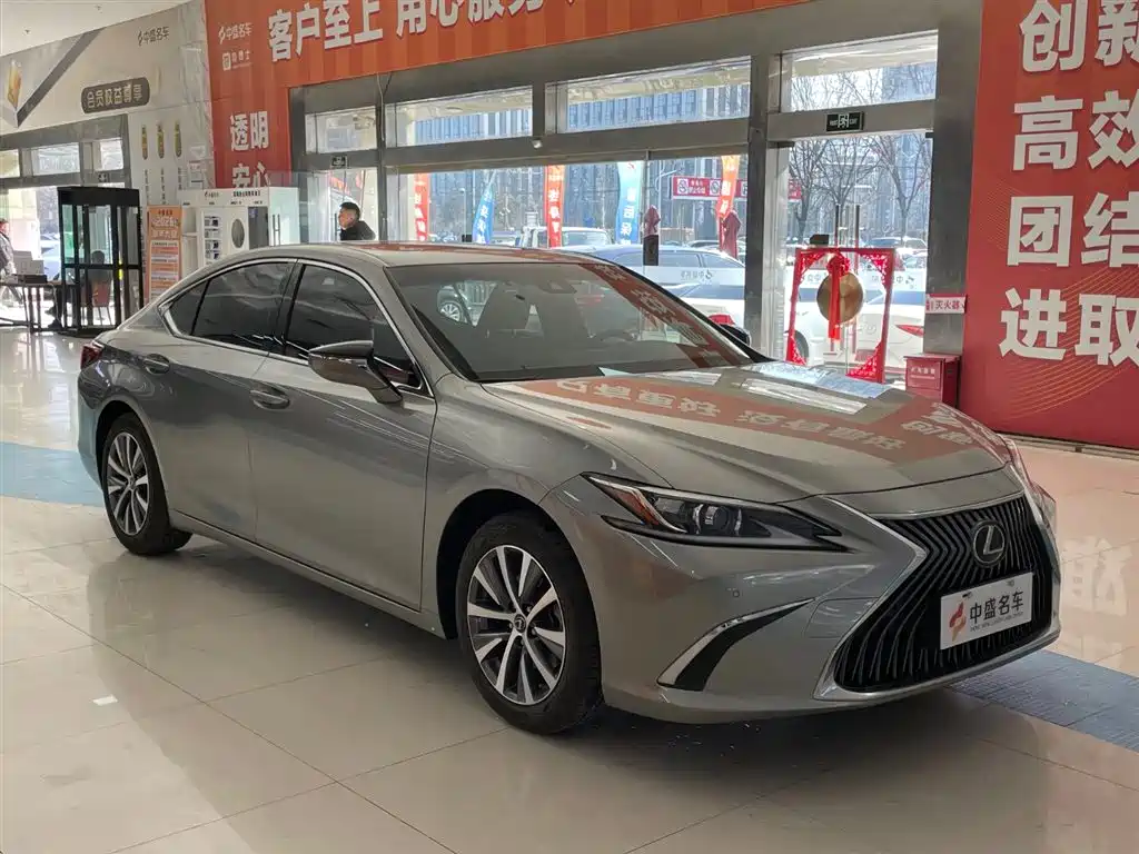 Lexus Lexus ES 2020 200 Excellence Edition 2021 - thumbnail 3