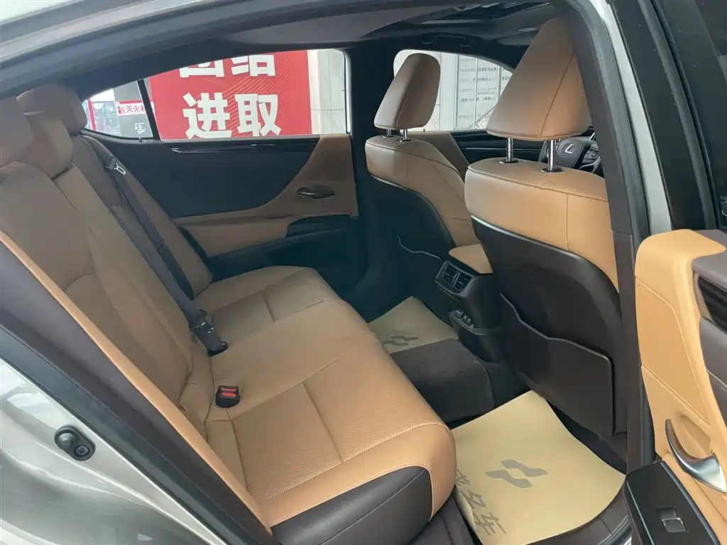 Lexus Lexus ES 2020 200 Excellence Edition 2021 - thumbnail 17