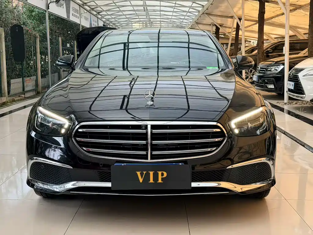 Mercedes-Benz Mercedes-Benz E-Class 2023 E 300 L Fashion Edition 2022 - thumbnail 2