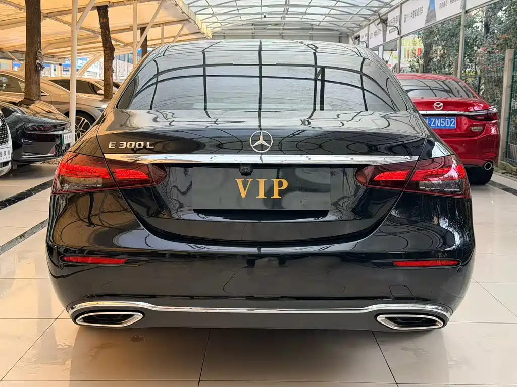 Mercedes-Benz Mercedes-Benz E-Class 2023 E 300 L Fashion Edition 2022 - thumbnail 14