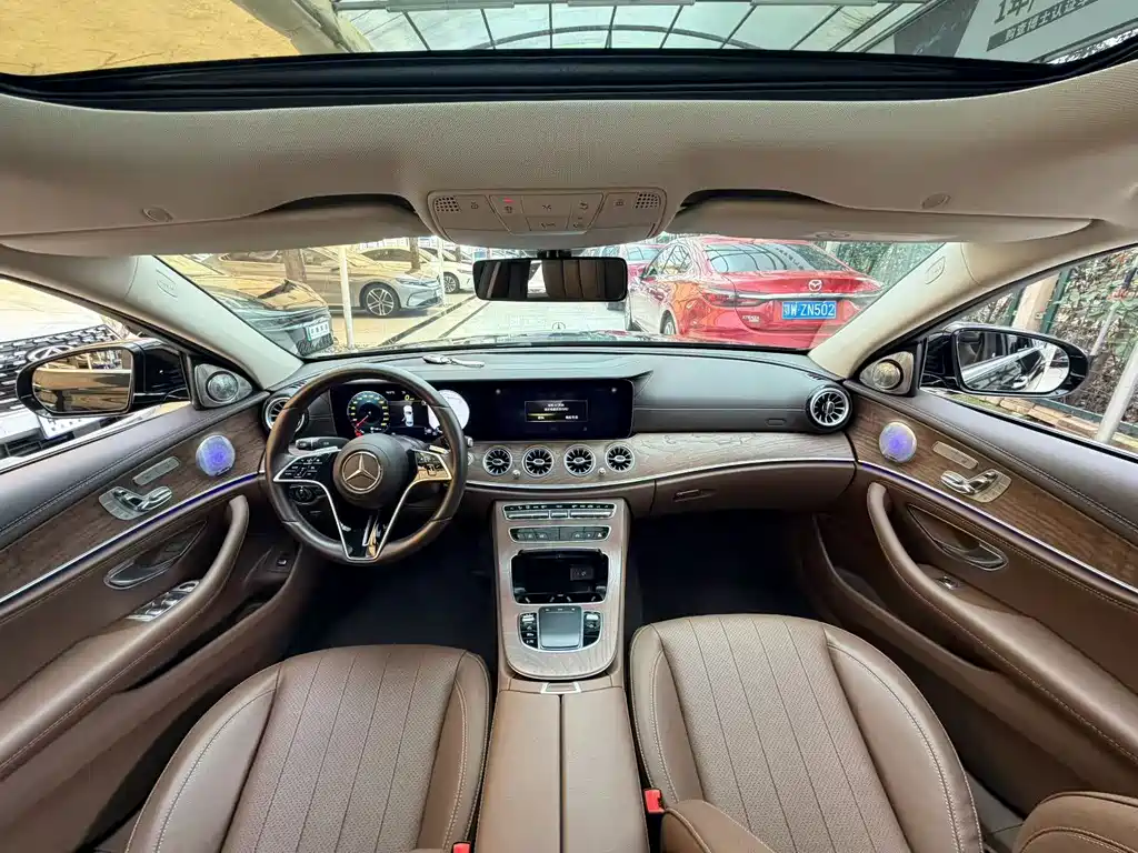 Mercedes-Benz Mercedes-Benz E-Class 2023 E 300 L Fashion Edition 2022 - thumbnail 18