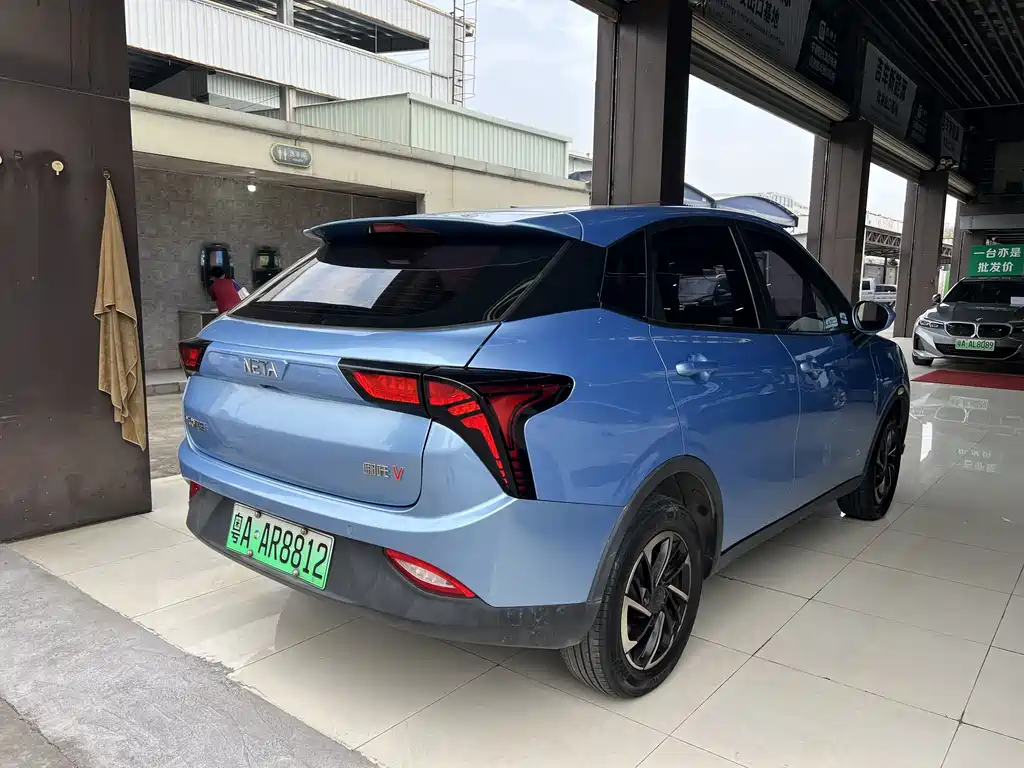 Neta Auto Neta V 2021 Long Range Entertainment Edition 2022 - thumbnail 3