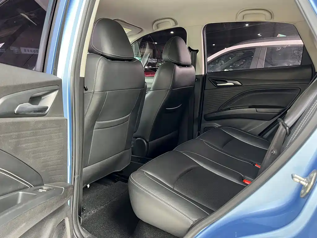 Neta Auto Neta V 2021 Long Range Entertainment Edition 2022 - thumbnail 9