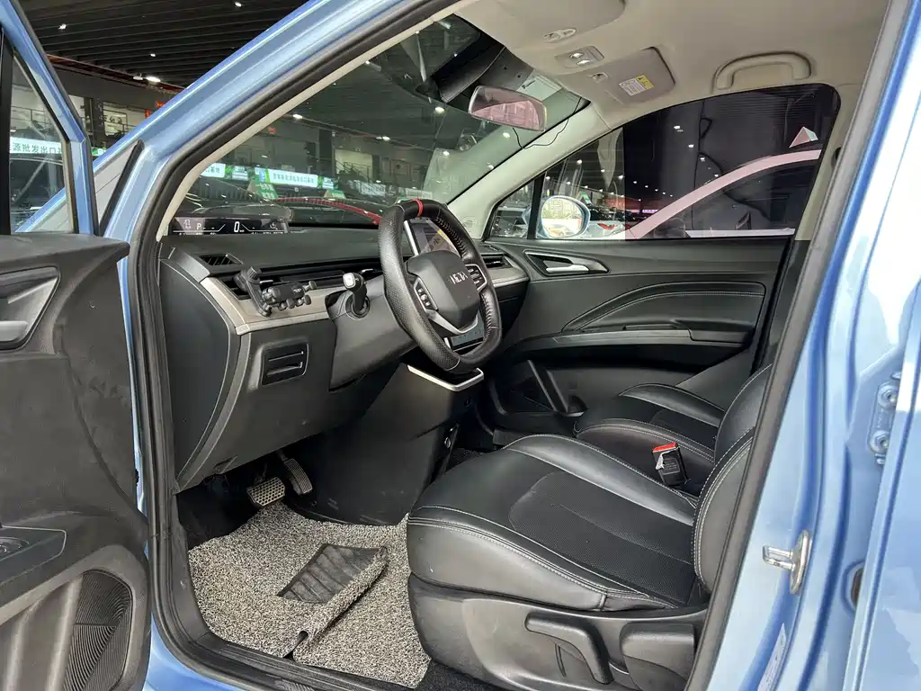 Neta Auto Neta V 2021 Long Range Entertainment Edition 2022 - thumbnail 10