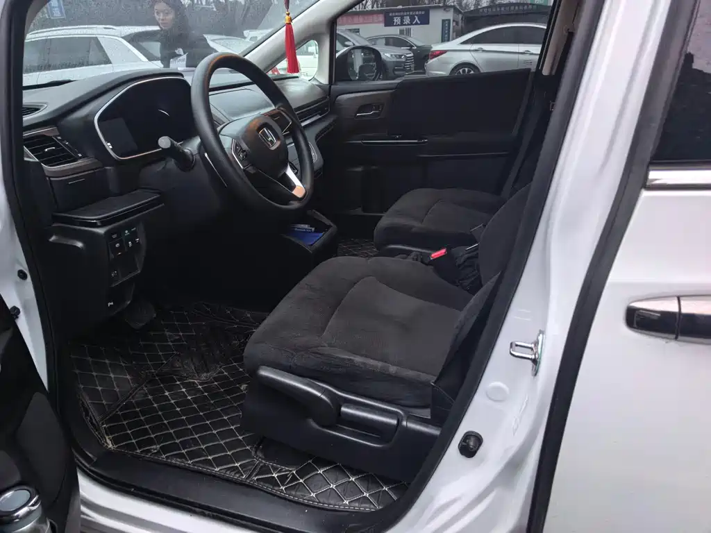 Honda Honda Odyssey 2026 2.0L e:HEV Sharp Joy Edition 2025 - thumbnail 4