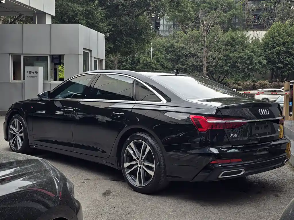 Audi Audi A6L 2021 40 TFSI Luxury Dynamic Model 2021 - thumbnail 6
