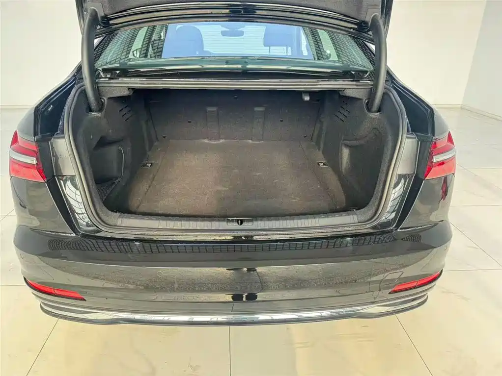 Audi Audi A6L 2023 45 TFSI Premium Elegant 2023 - thumbnail 6