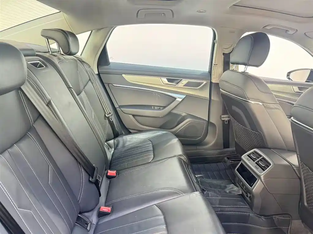 Audi Audi A6L 2023 45 TFSI Premium Elegant 2023 - thumbnail 8