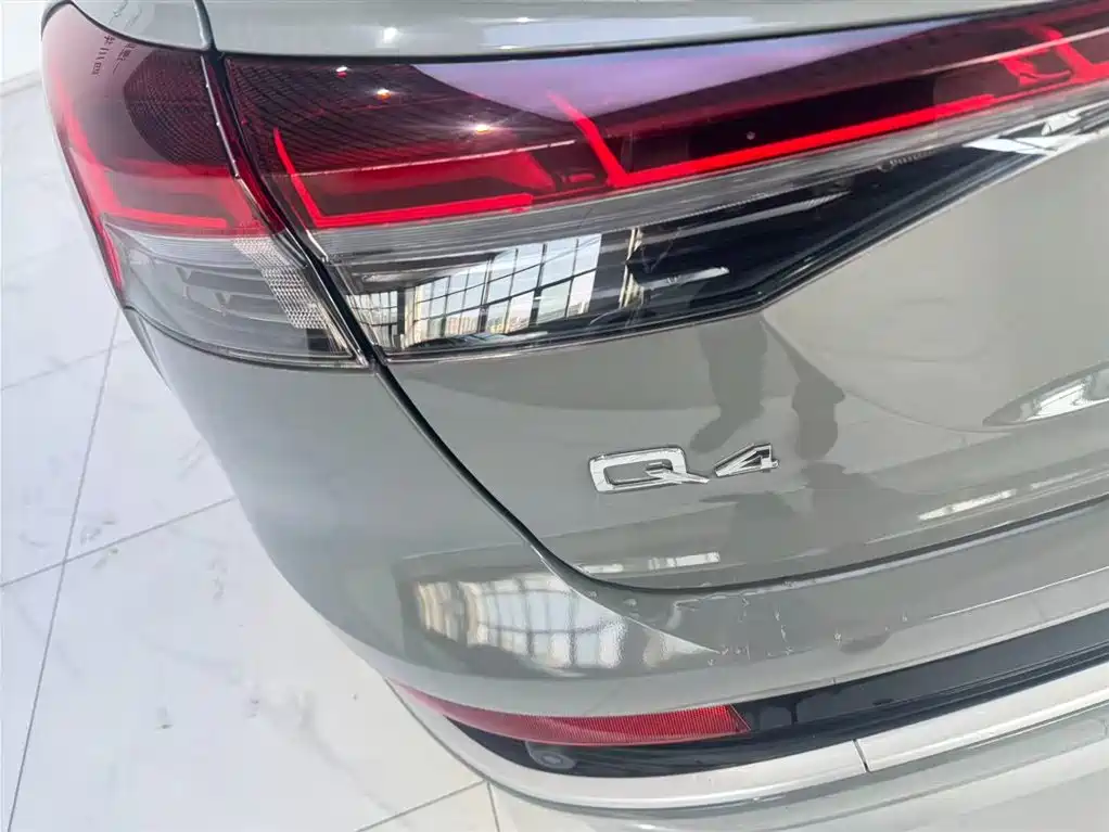 Audi Audi Q4 e-tron 2023 40 e-tron Vision Edition 2022 - thumbnail 16