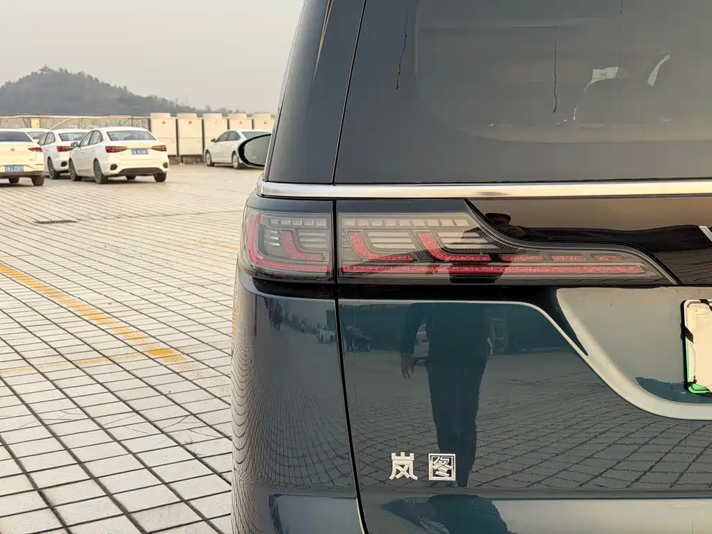 Lantu Automobile Lantu Dreamer 2026 PHEV Kunpeng Pro 2026 - thumbnail 12