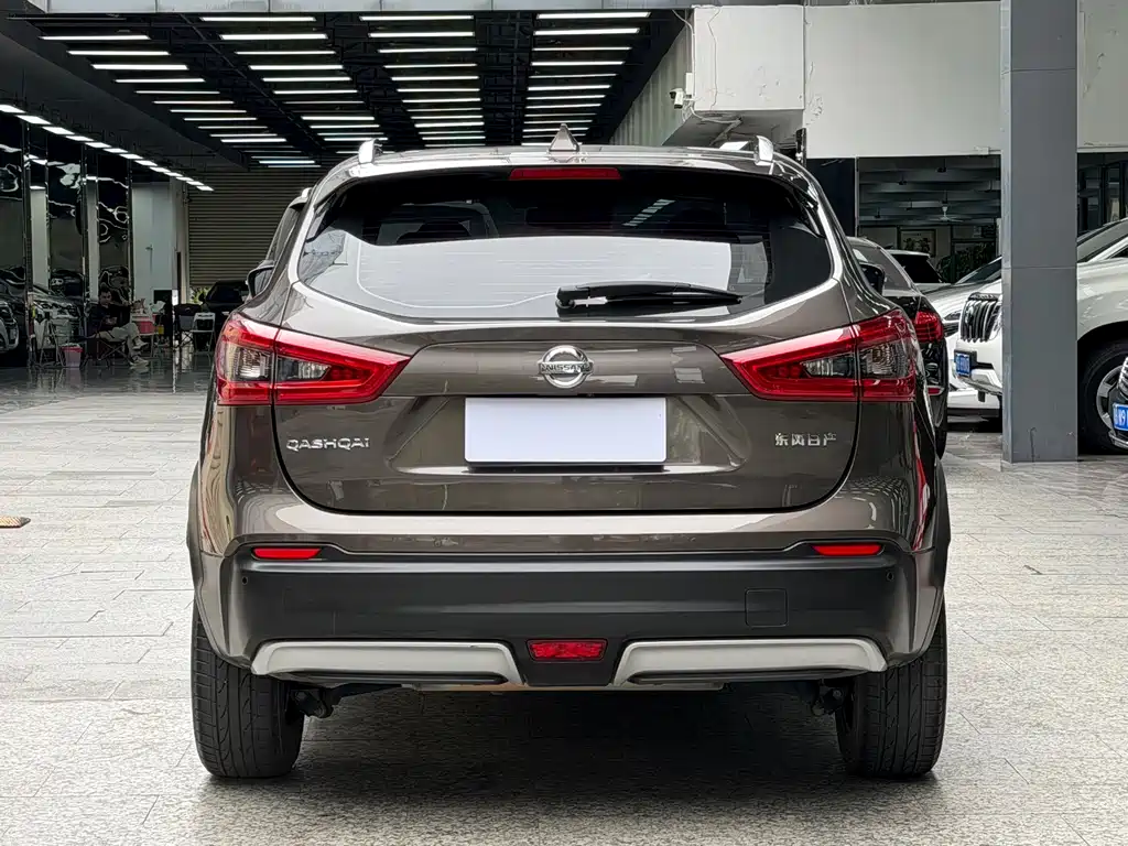 Nissan Nissan Qashqai 2022 2.0L CVT XV Premium 2022 - thumbnail 14