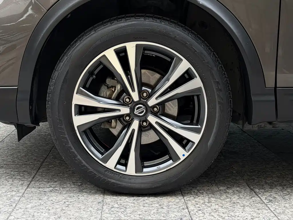 Nissan Nissan Qashqai 2022 2.0L CVT XV Premium 2022 - thumbnail 17