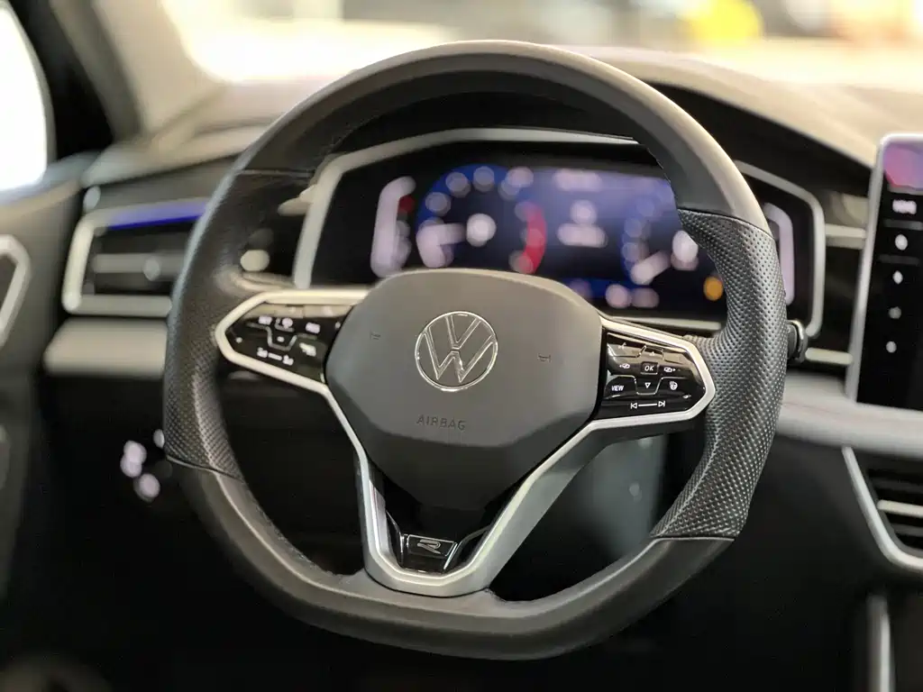 Volkswagen Volkswagen Tiguan L 2022 330TSI Automatic 2WD R-Line Flagship Edition 2021 - thumbnail 9