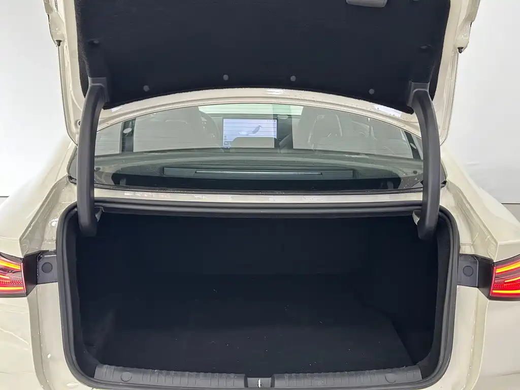 BYD BYD Seal 06 2025 DM-i Intelligent Driving Version 120KM Flagship Model 2025 - thumbnail 7